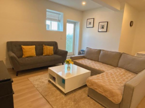 Sunflower brandnew cozy suite